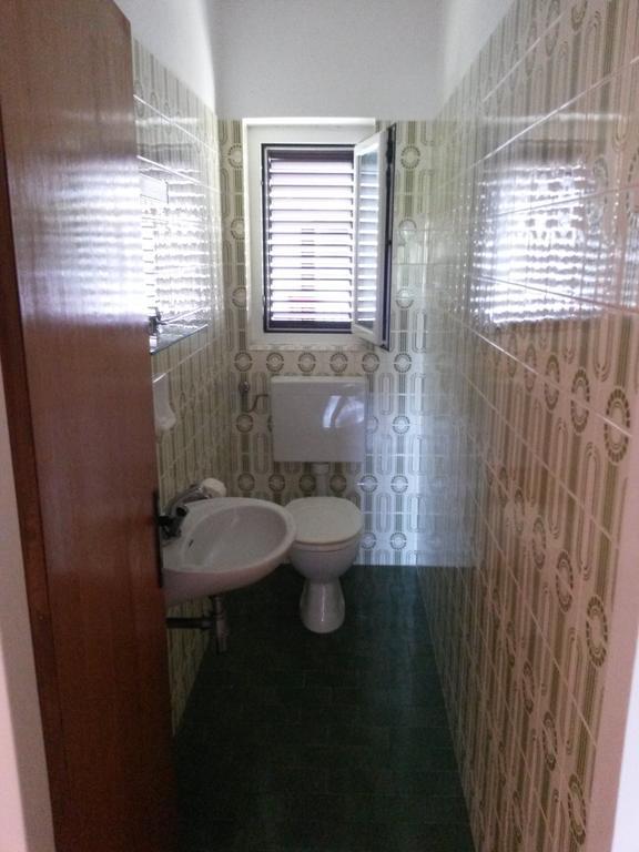 Sea View Nona Apartment ツリクヴェニツァ エクステリア 写真