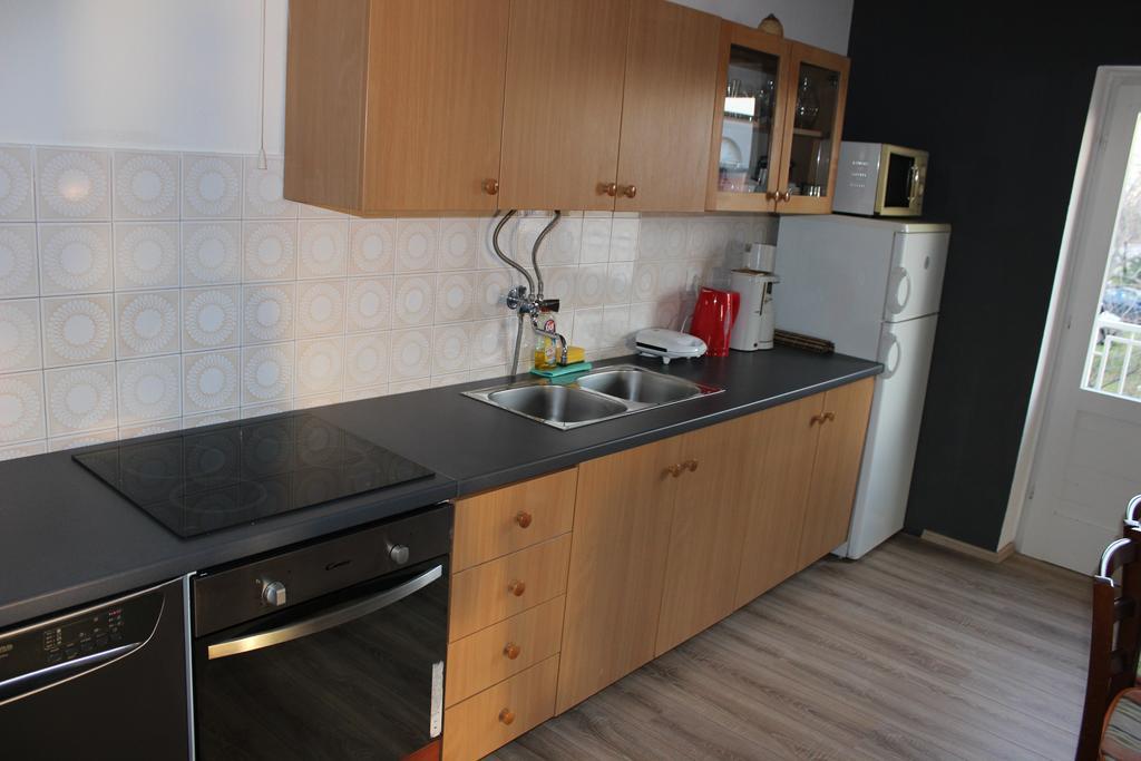 Sea View Nona Apartment ツリクヴェニツァ エクステリア 写真