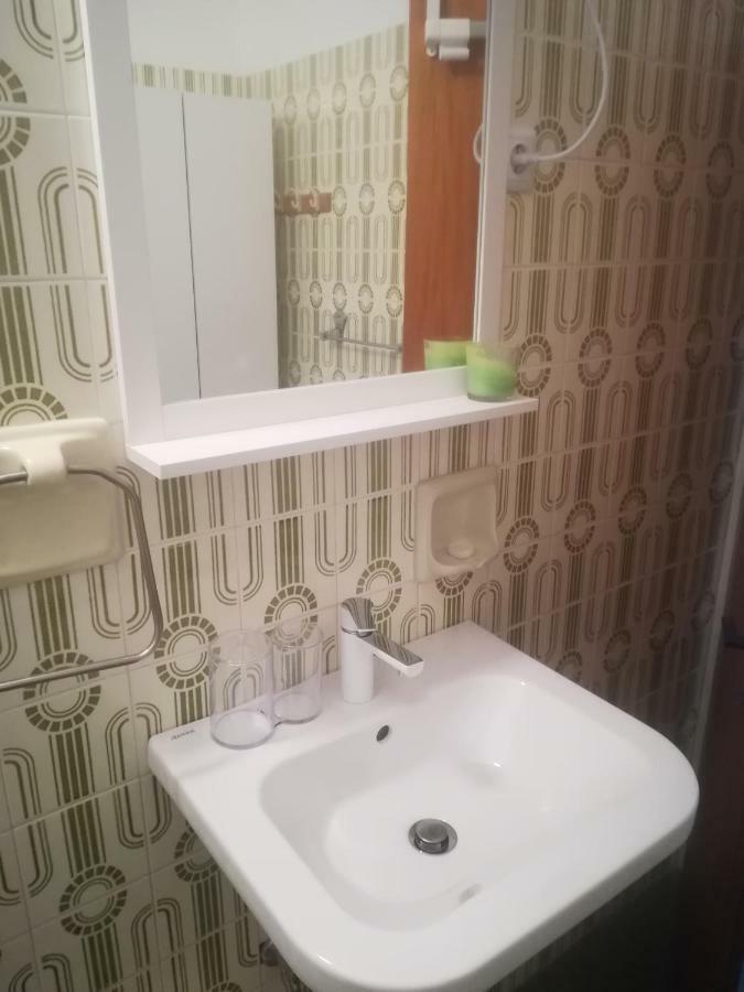 Sea View Nona Apartment ツリクヴェニツァ エクステリア 写真